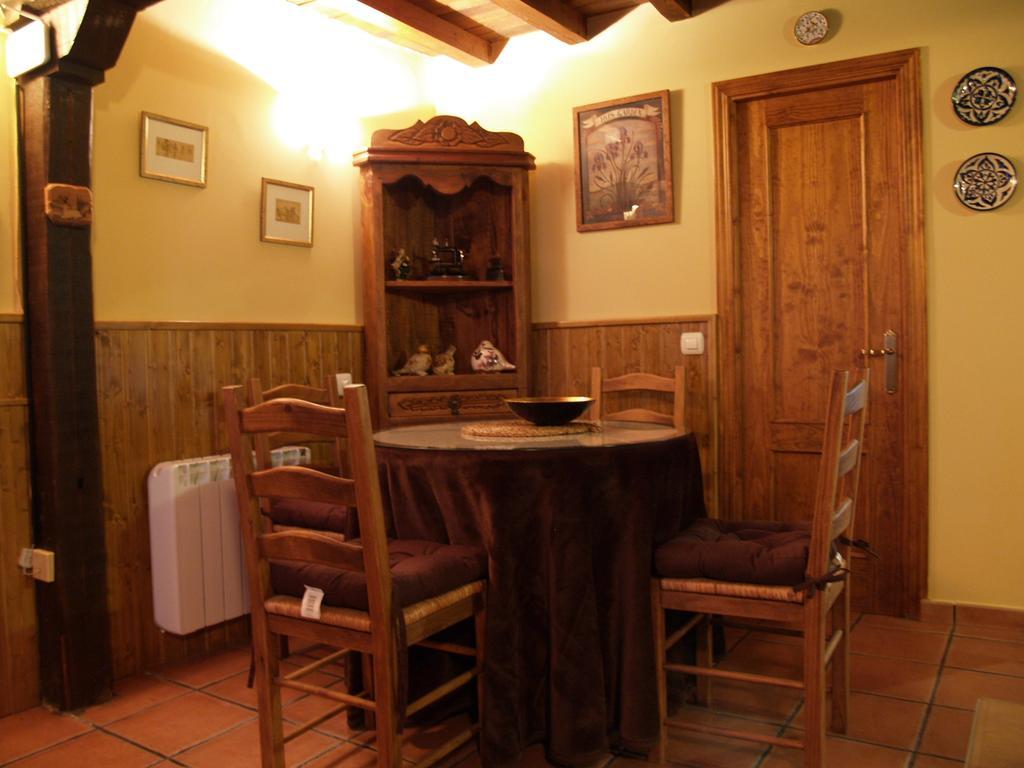 Гостевой дом La Casa Del Vado Хервас Экстерьер фото