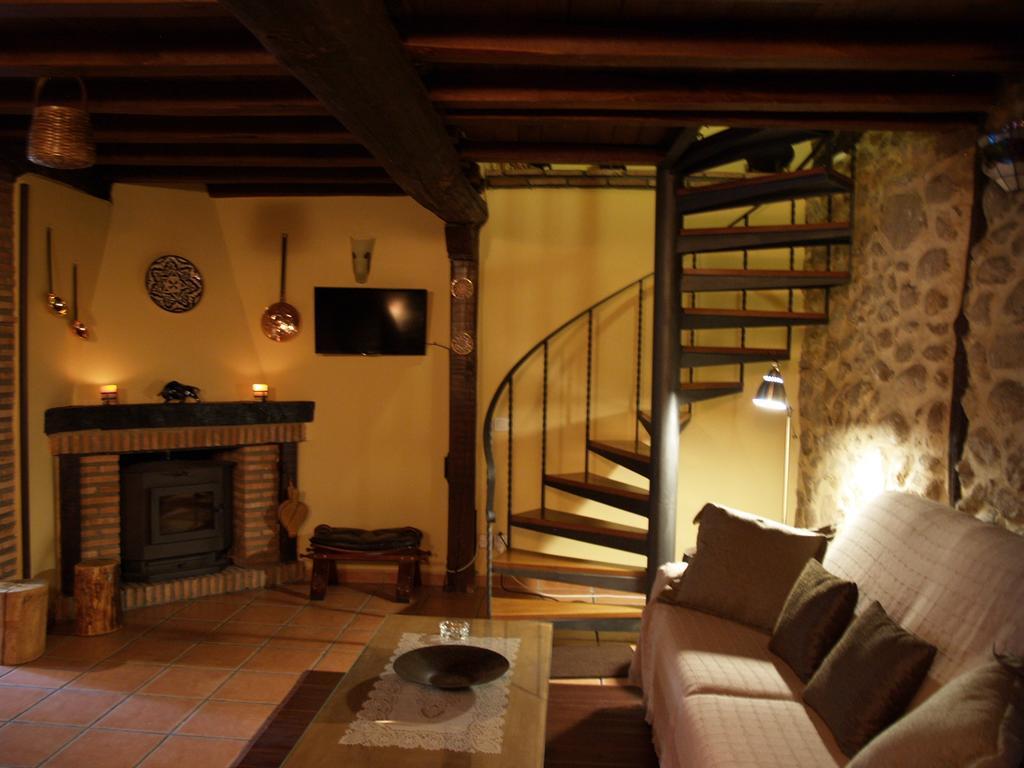 Гостевой дом La Casa Del Vado Хервас Экстерьер фото