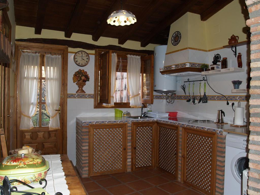 Гостевой дом La Casa Del Vado Хервас Экстерьер фото