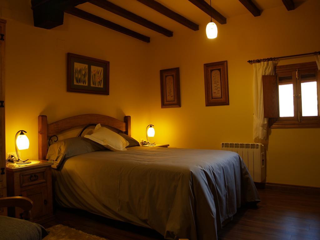 Гостевой дом La Casa Del Vado Хервас Экстерьер фото