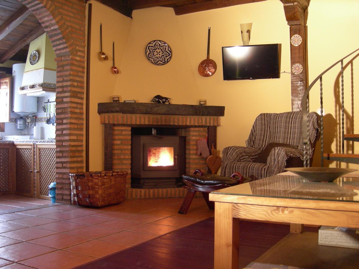 Гостевой дом La Casa Del Vado Хервас Экстерьер фото
